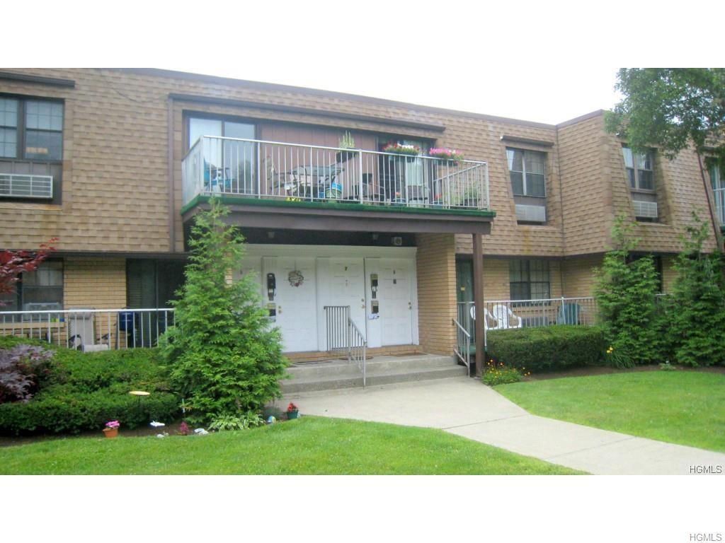 440 Carpenter Avenue - Photo 1