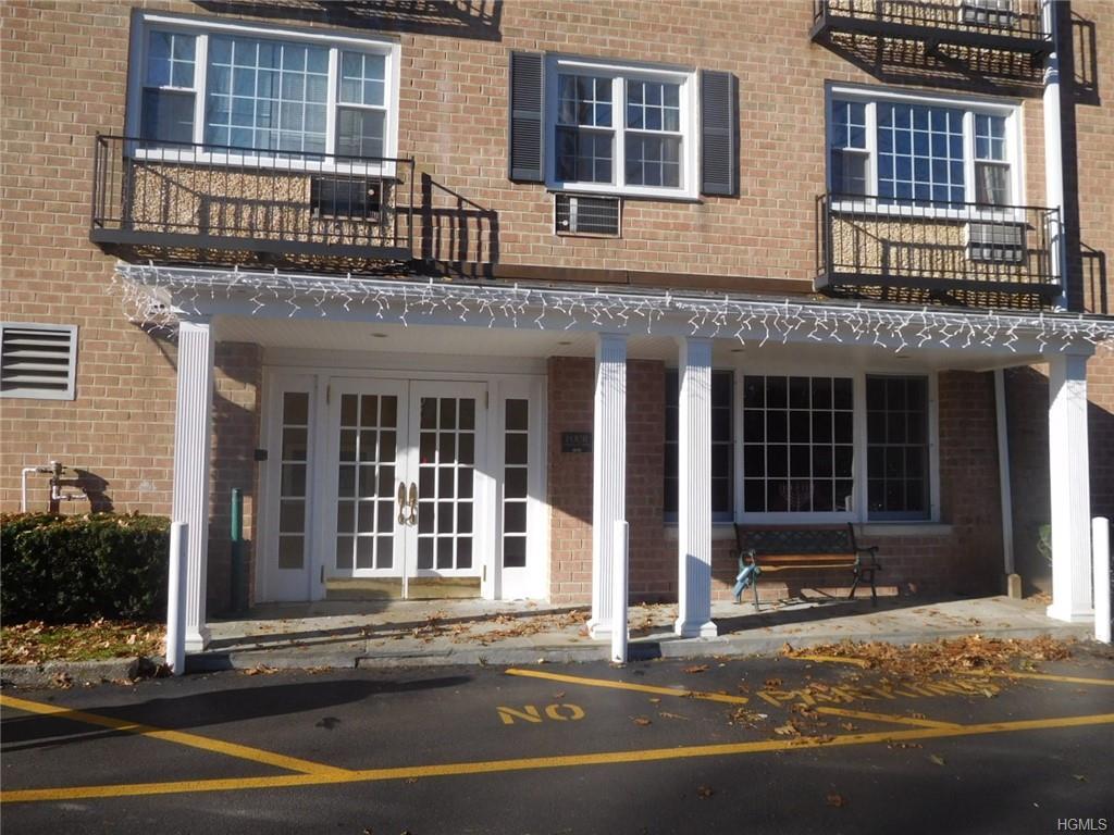 4 Consulate Drive - Photo 1