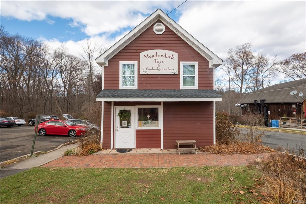 817 Chestnut Ridge Road - Photo 1