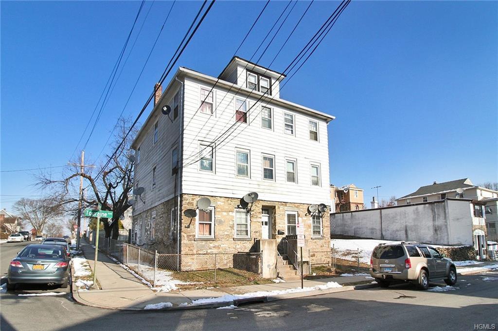 115 Touraine Avenue - Photo 1