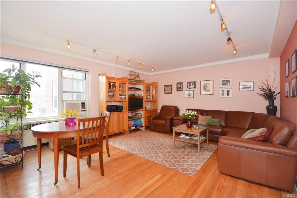 5424 Arlington Avenue - Photo 1