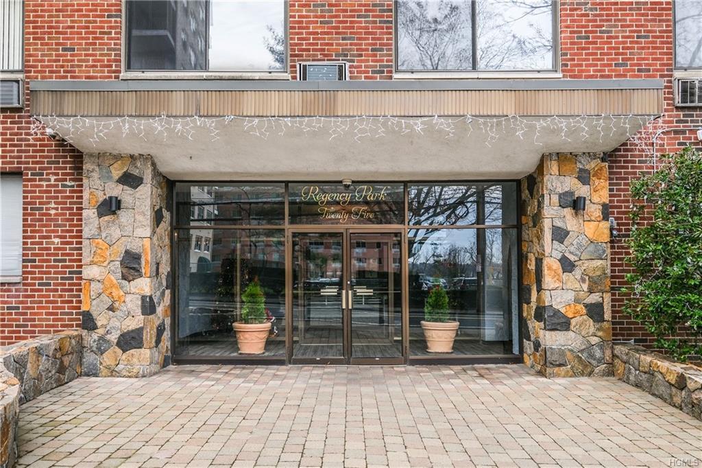 25 Lake Street - Photo 1