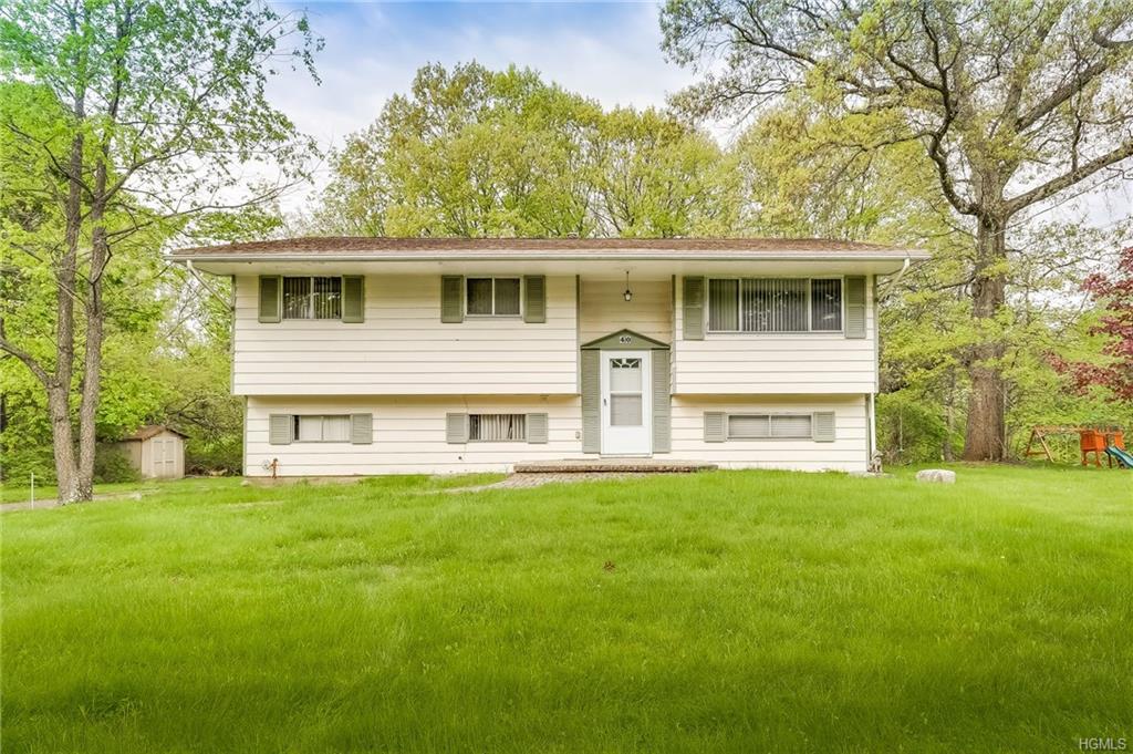 40 Laura Drive - Photo 1