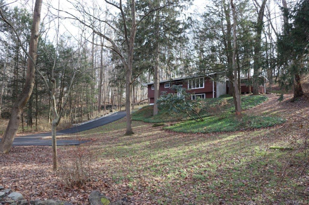 28 Watch Hill Road - Photo 1