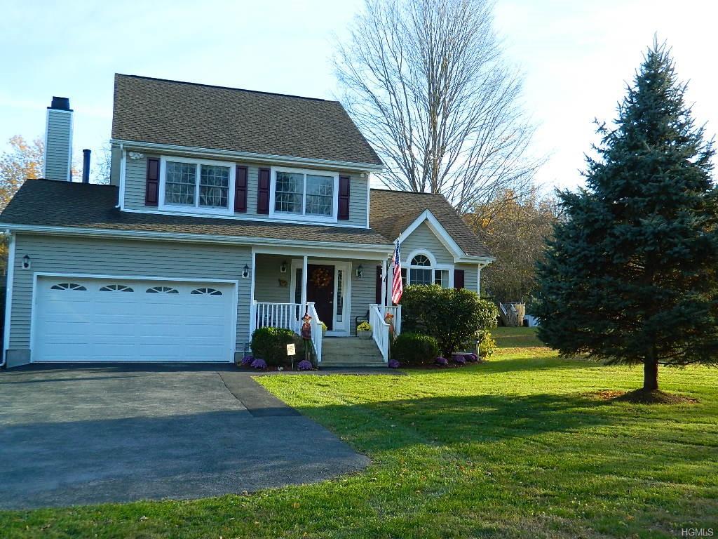 323 Cary Road - Photo 1