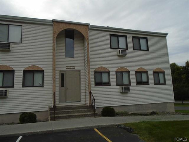 2 Scarborough Lane - Photo 1