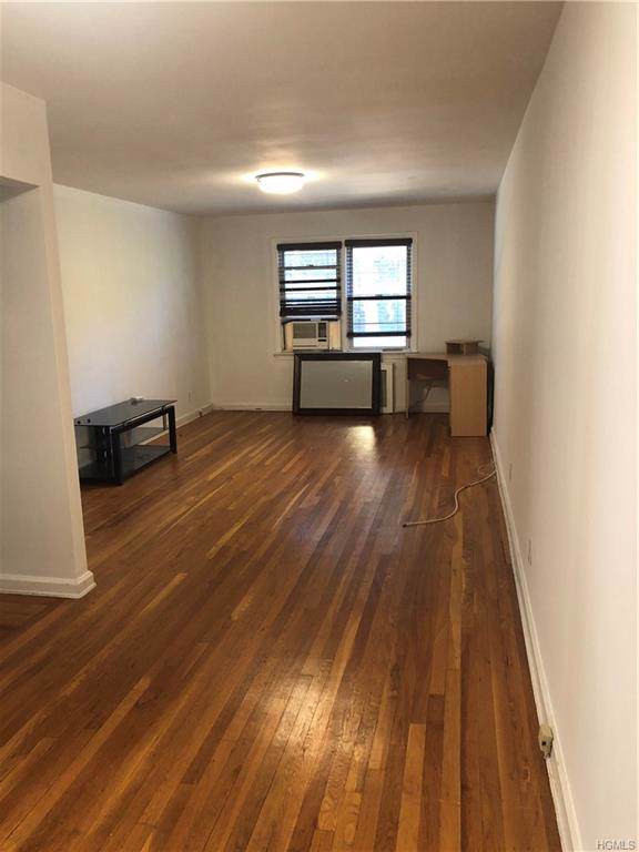 8 South Road - Photo 1