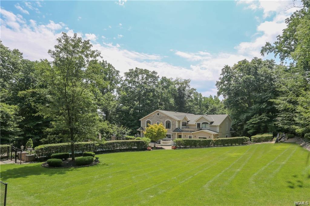 12 Rollingwood Drive - Photo 1