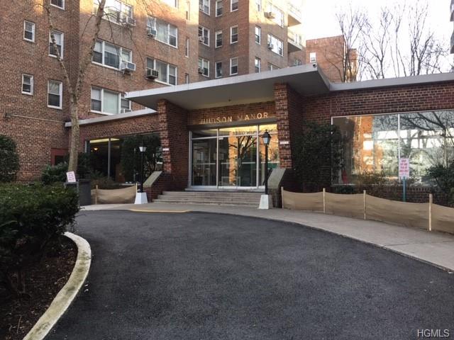 3850 Hudson Manor Ter - Photo 1