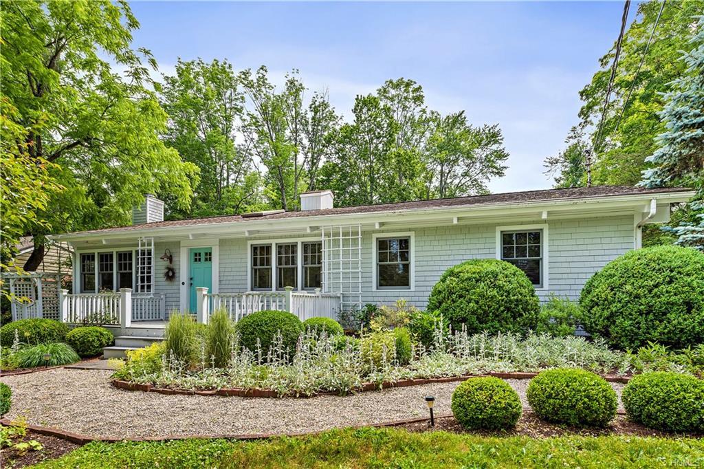 40 Truesdale Lake Drive - Photo 1