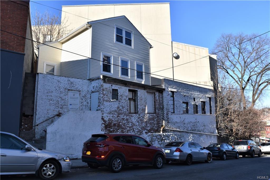 11 Guion Street - Photo 1