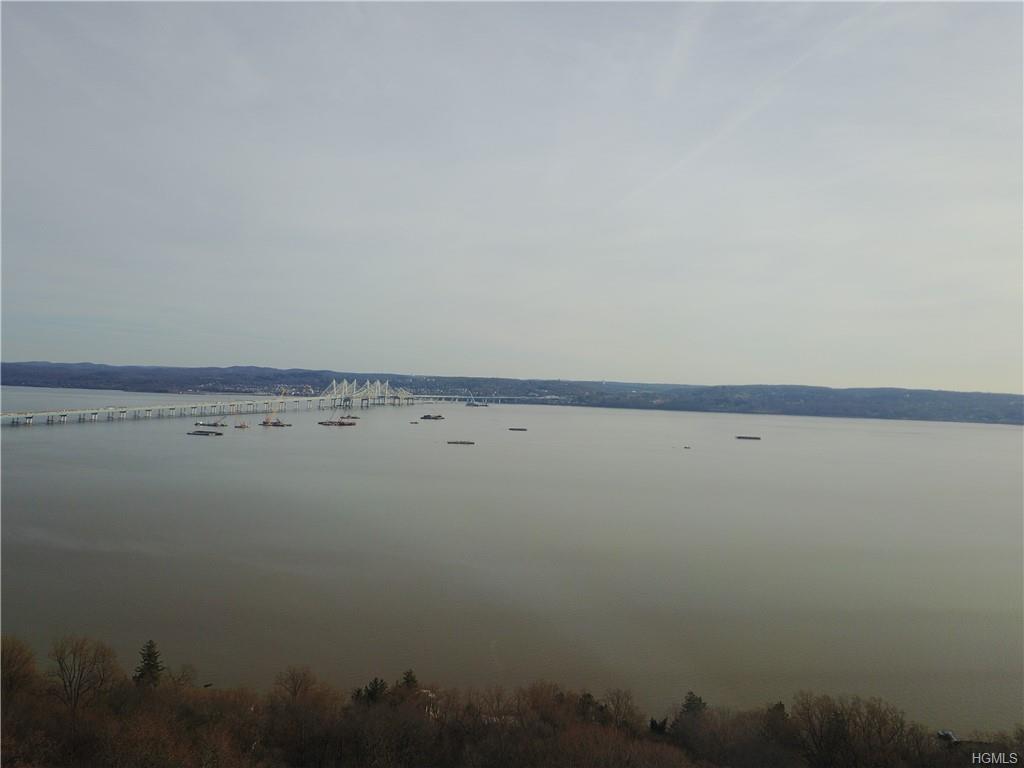 906 Route 9W - Photo 1