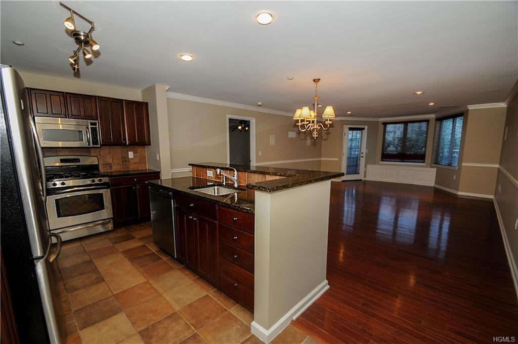 1119 Round Pointe Drive - Photo 1
