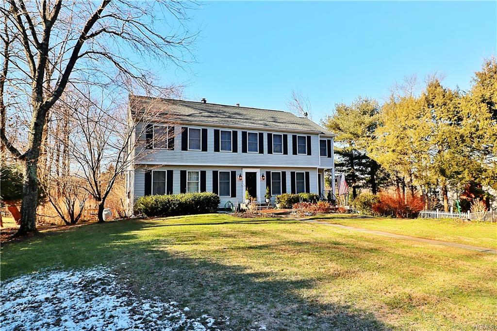 27 Salem Lane - Photo 1