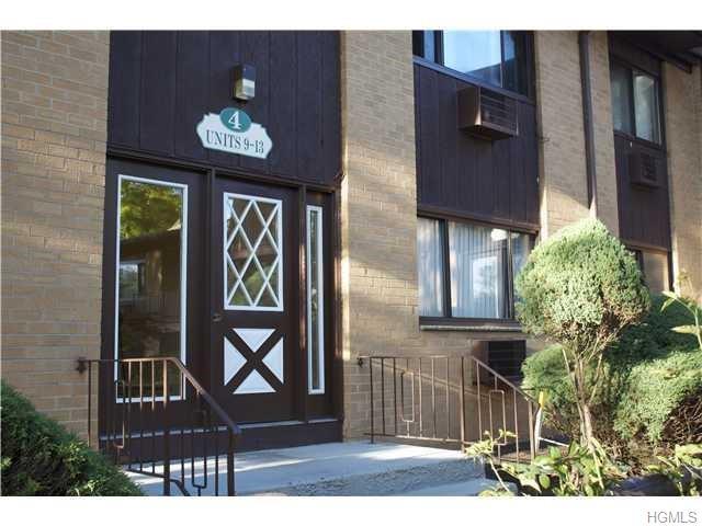 4 Lawrence Park Drive - Photo 1