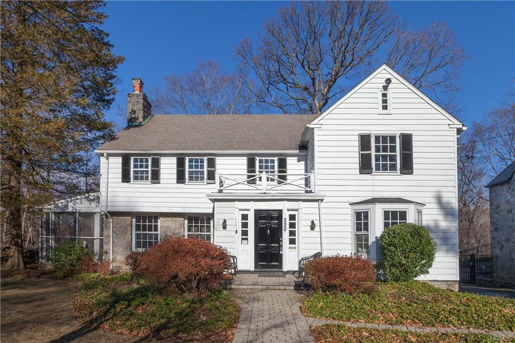 220 Douglas Place - Photo 1
