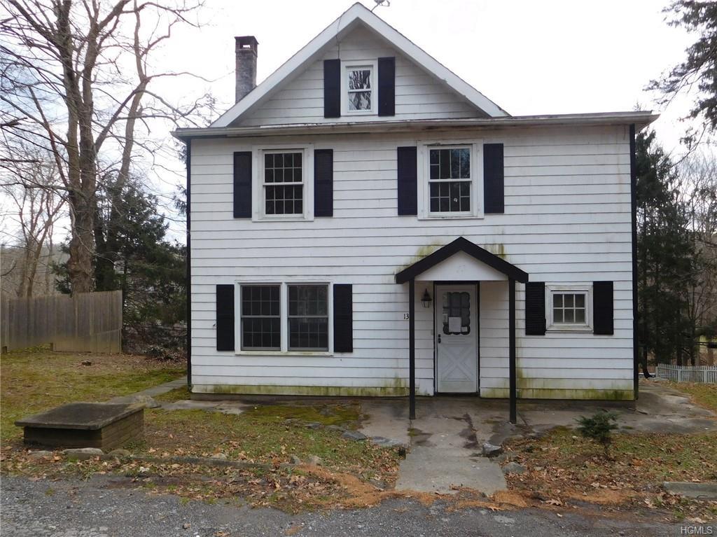13 Indian Hill Road - Photo 1