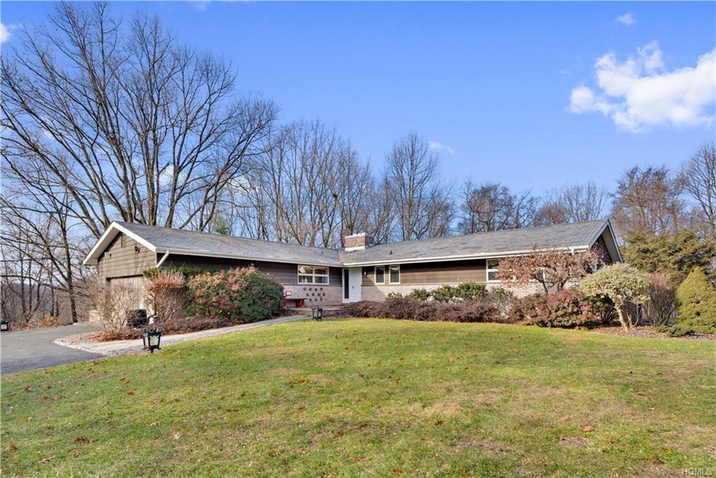 489 Winding Road - Photo 1