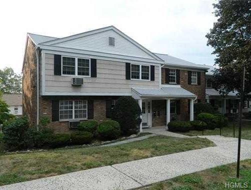 222 Parkside Drive - Photo 1