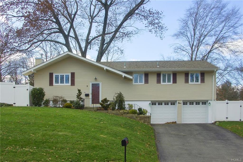 9 Brook Hill Drive - Photo 1
