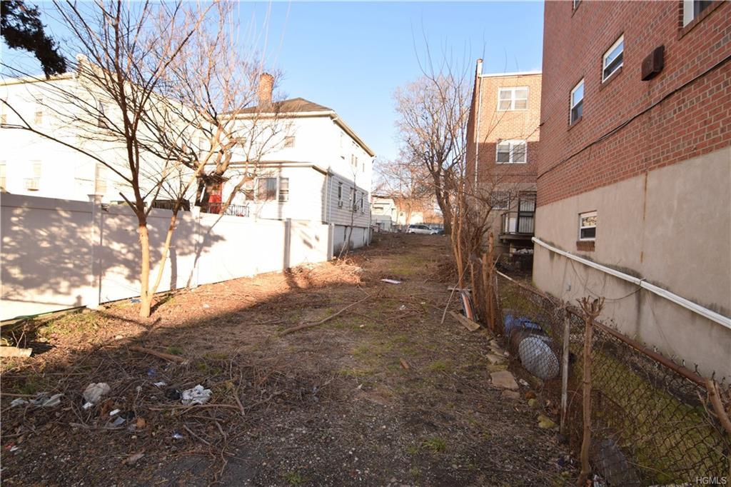 4421 Mundy Lane - Photo 1