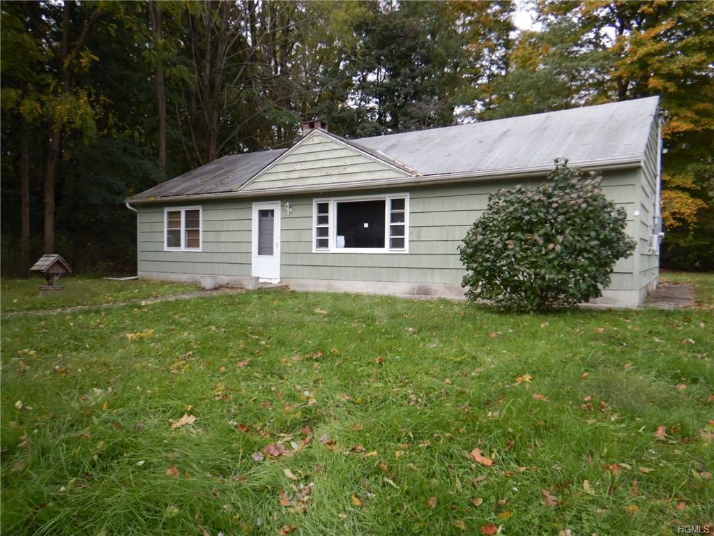 16 Canterbury Lane - Photo 1