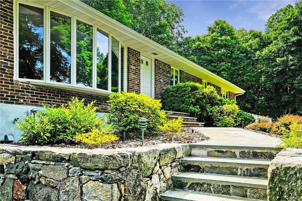 105 Loder Road - Photo 1