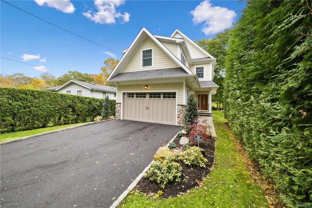 140 Saxon Woods Road - Photo 1