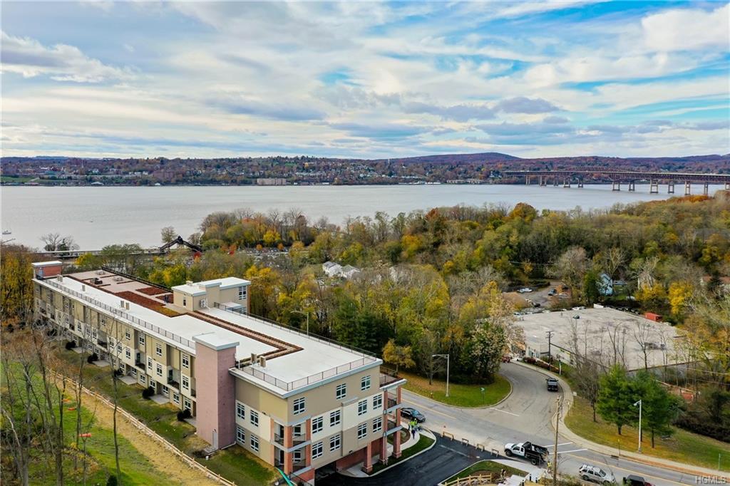 30 Beekman Street - Photo 1