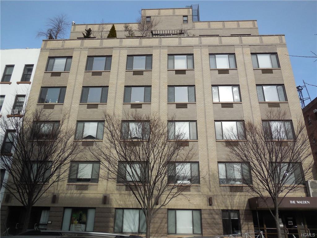 69 130th Street - Photo 1