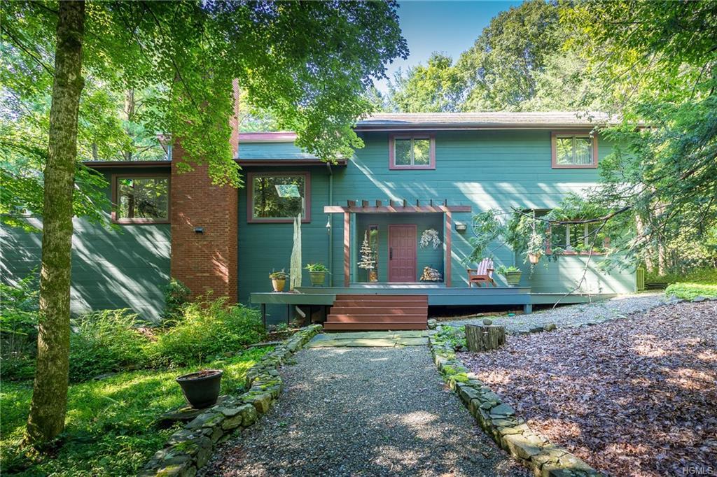 4 Rock Hill Drive - Photo 1