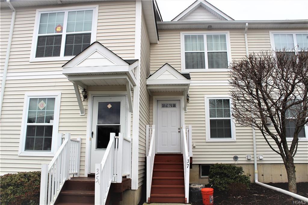 37 Lexington Way - Photo 1