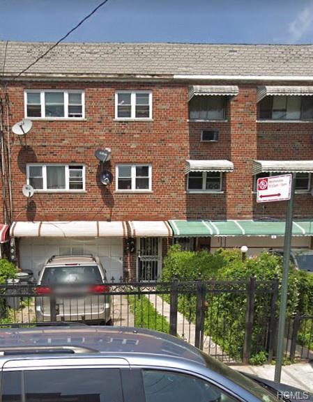 821 215th Street - Photo 1