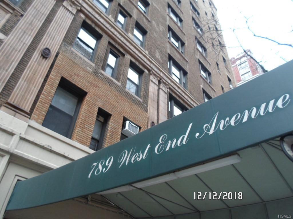 789 West End Avenue - Photo 1