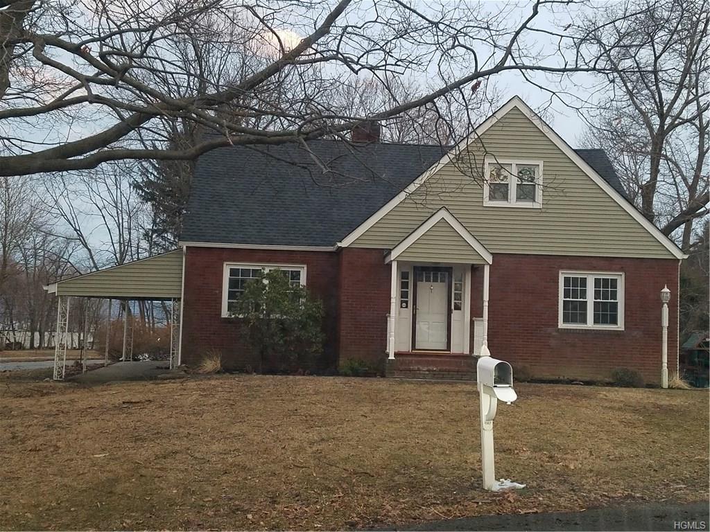 112 Laurel Drive - Photo 1