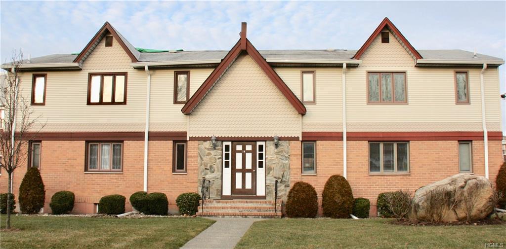 16 Milford Lane - Photo 1