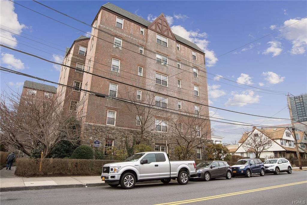151 Centre Avenue - Photo 1
