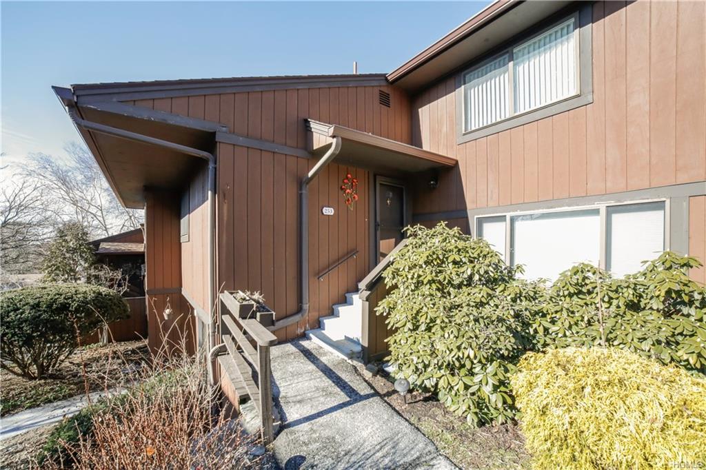 253 Martling Avenue - Photo 1