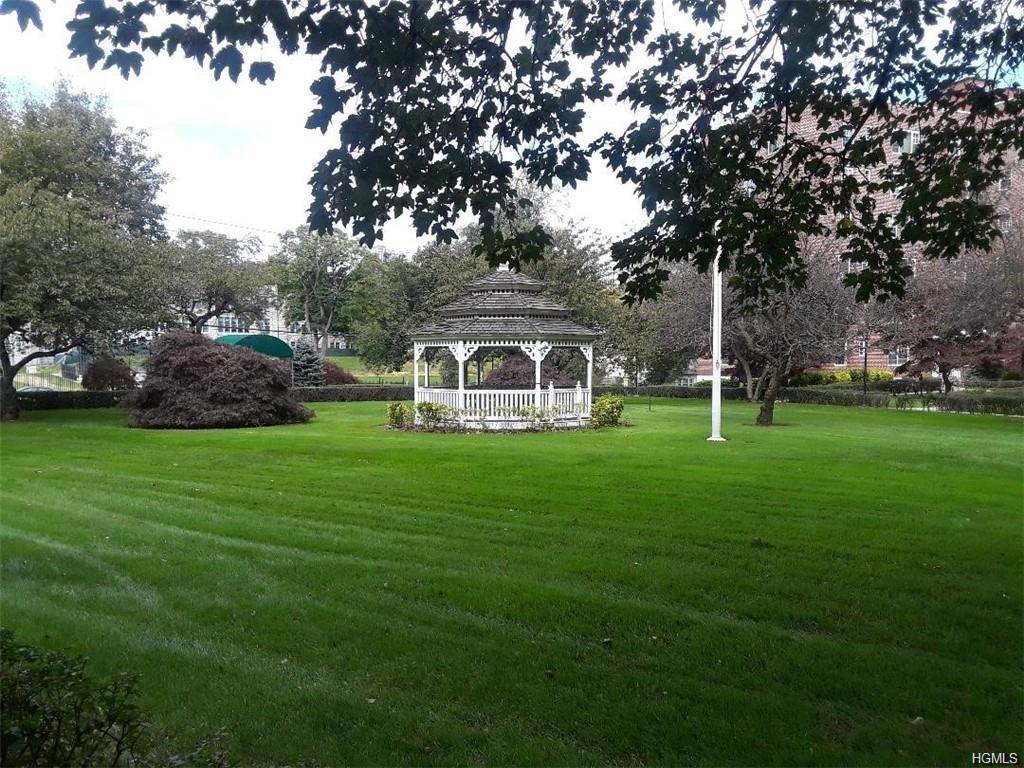 230 Pelham Road - Photo 1