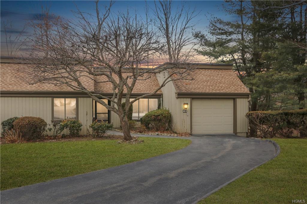 200 Heritage Hills - Photo 1