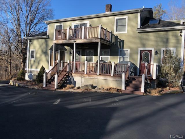 425 Quaker Street - Photo 1