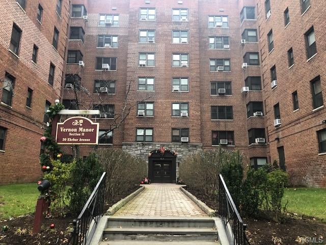 30 Ehrbar Avenue - Photo 1
