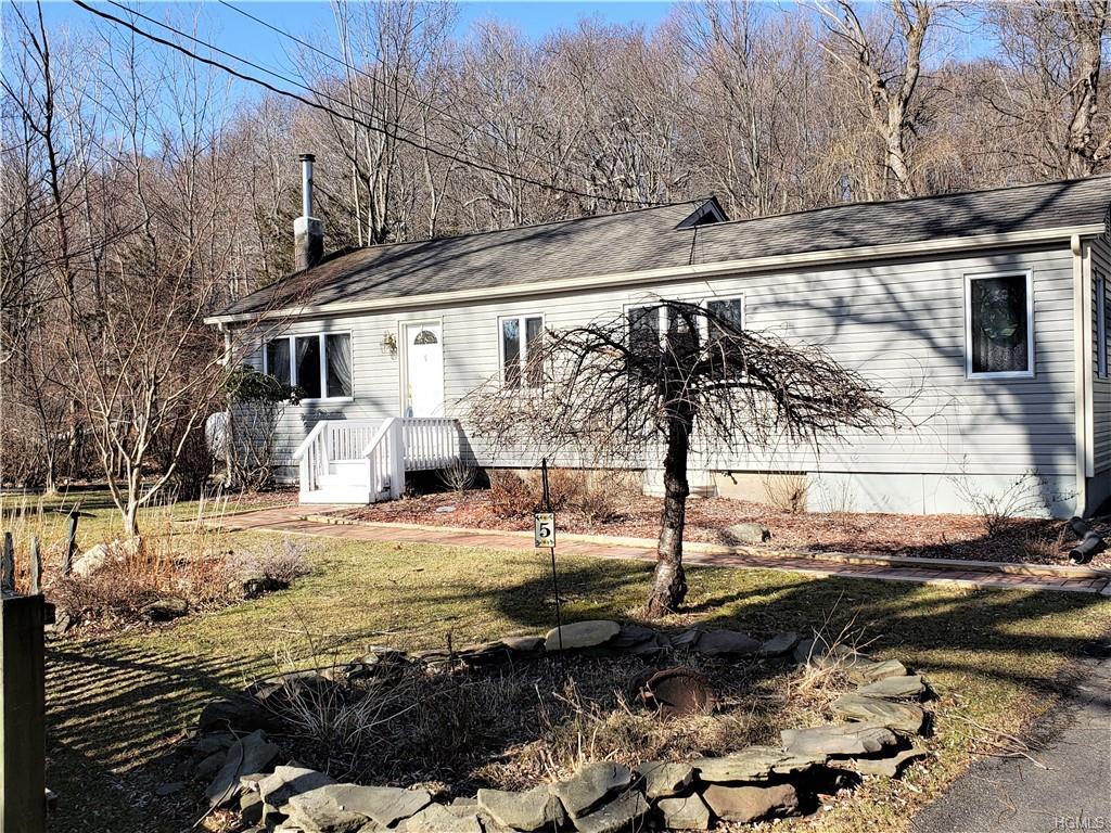 5 William Cory Road - Photo 1