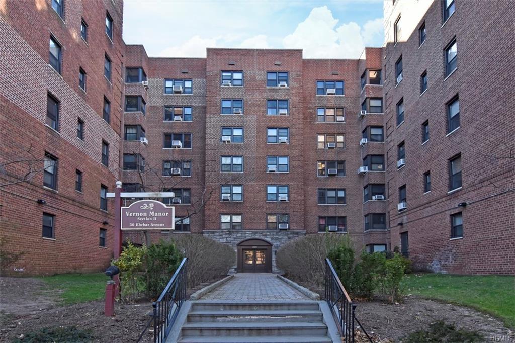 30 Ehrbar Avenue - Photo 1