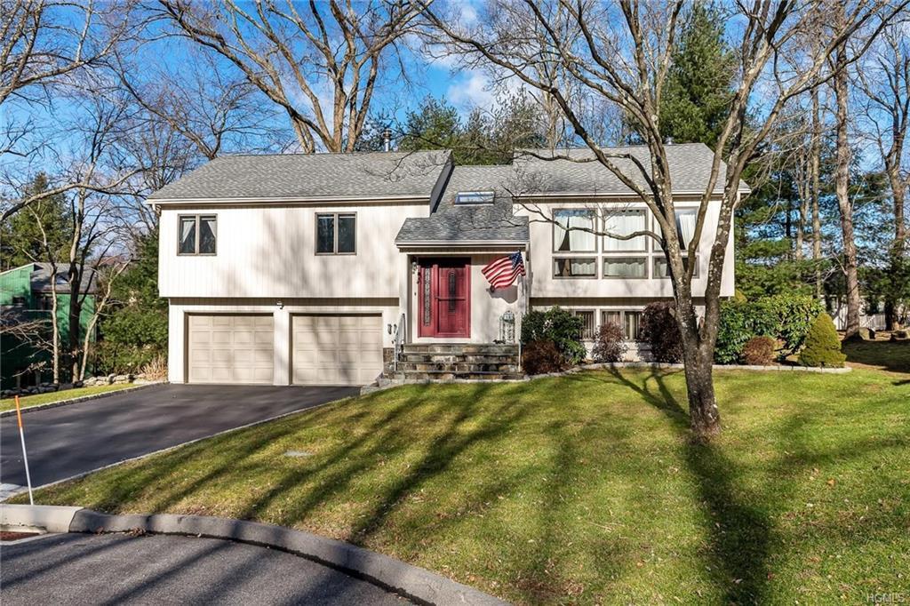 190 Briarwood Drive - Photo 1