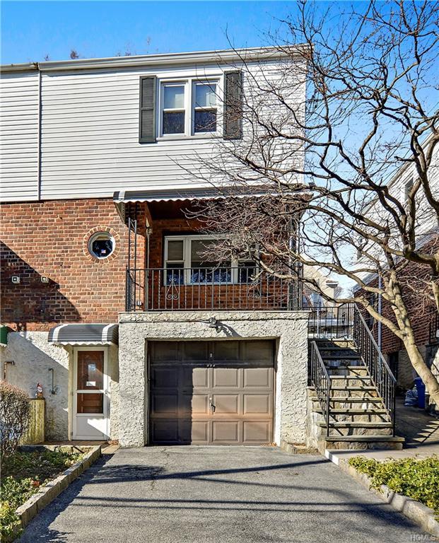 605 Bronx River Road - Photo 1