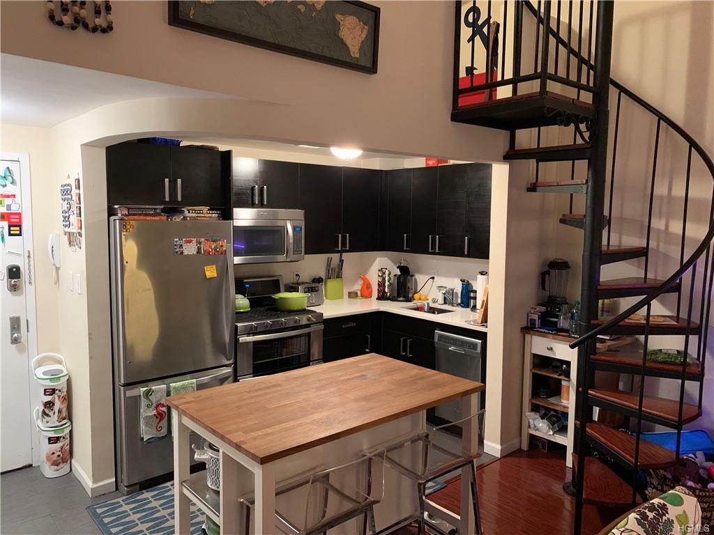 190 Fordham Street - Photo 1