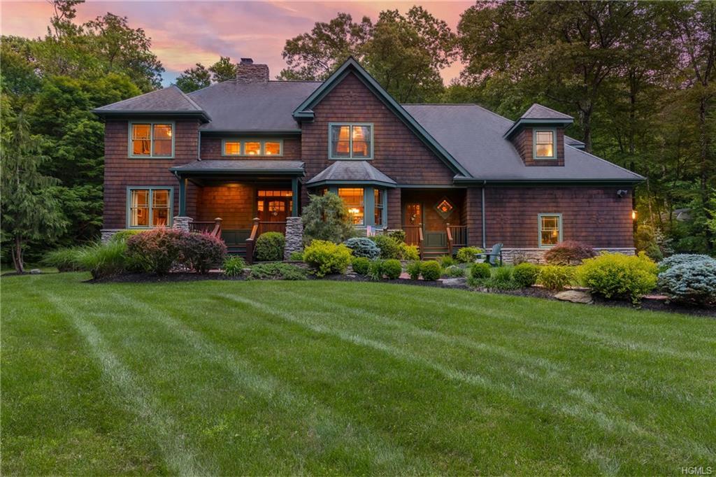 32 Carol Lane - Photo 1