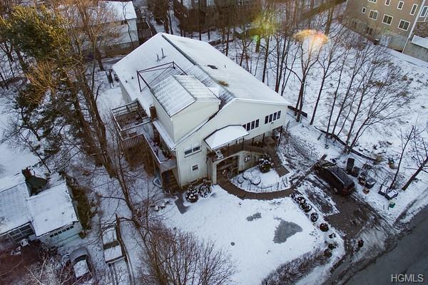 31 Lenore Avenue - Photo 1