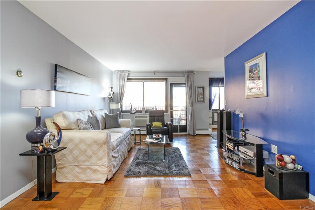 100 Hartsdale Avenue - Photo 1